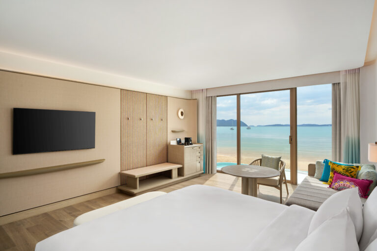 Ocean front (King)-1
